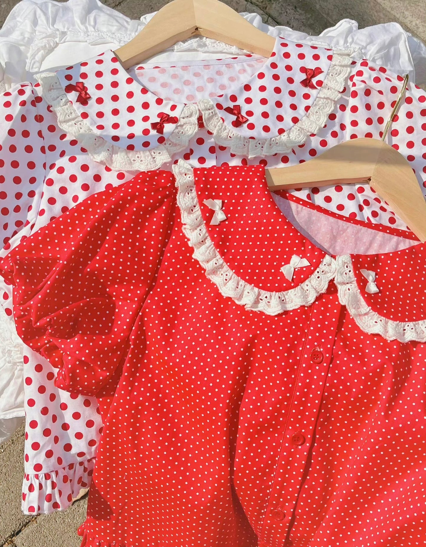 Summer Dream~Polka Dots Short Puffy Sleeves Shirt